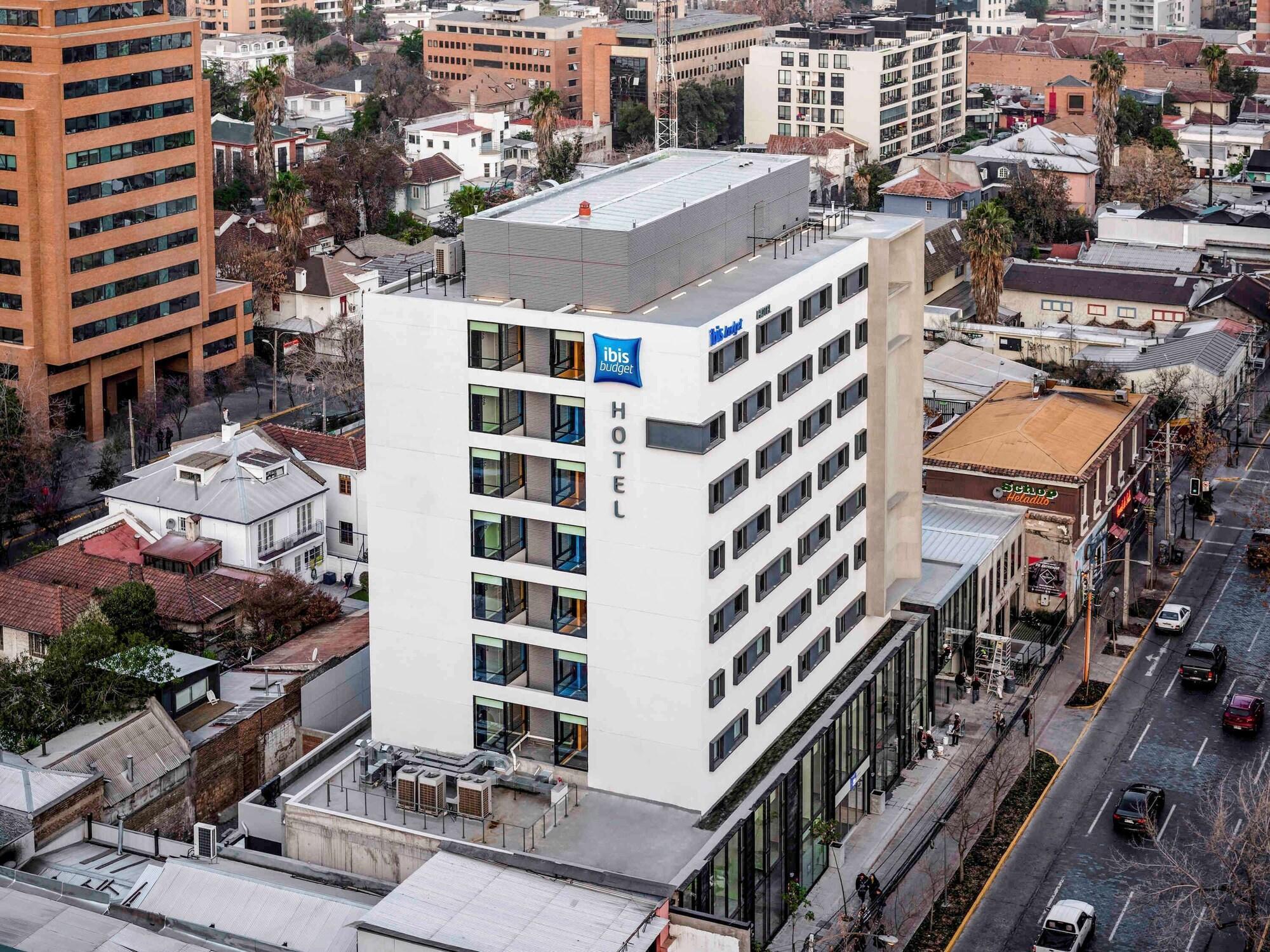 Hotel ibis budget Santiago Providencia Exterior foto